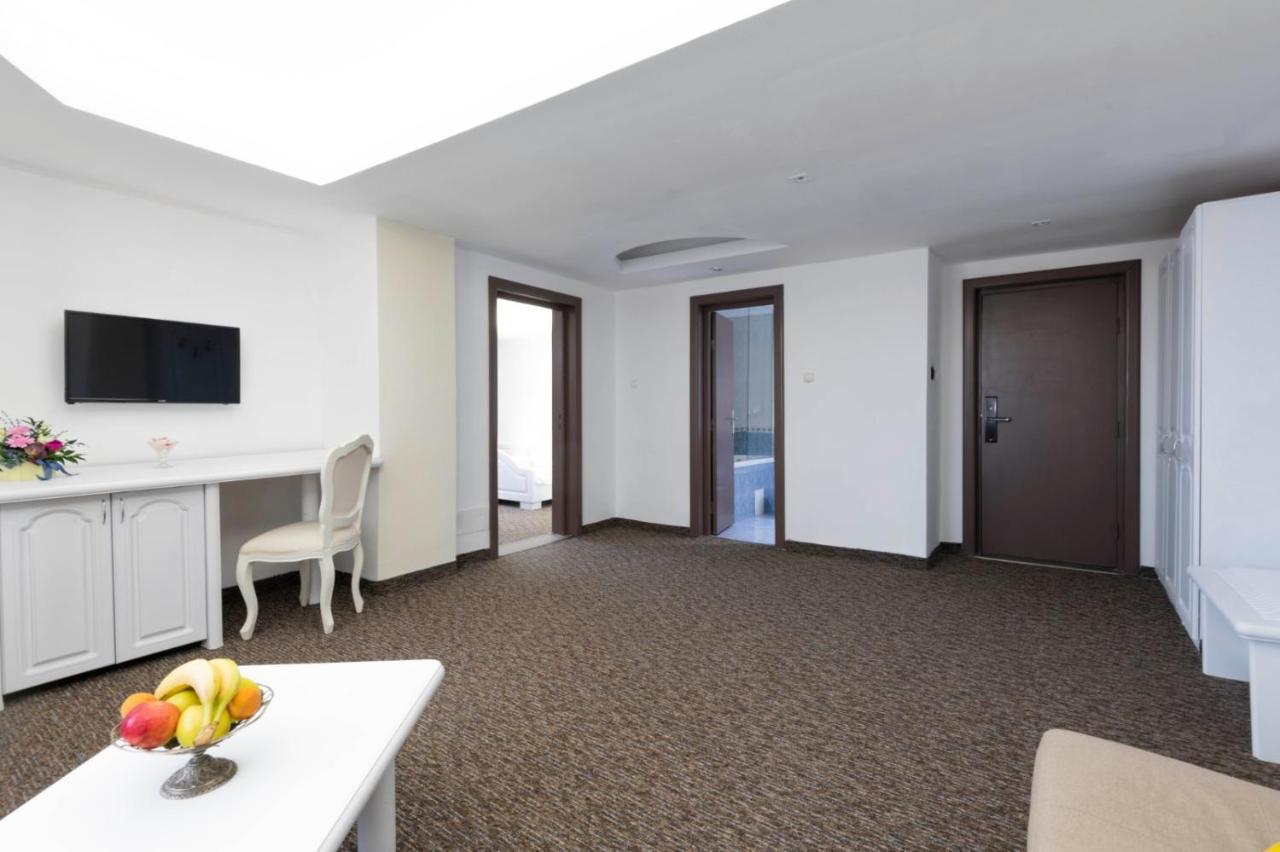 Hotel Randy Constanta Exterior photo